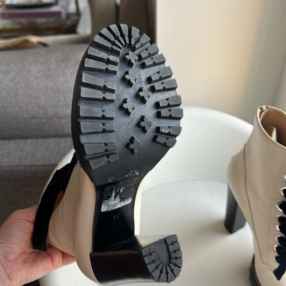 Sergio Rossi heeled boots with velvet laces - Picture 5 of 9